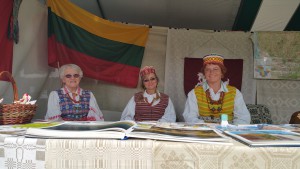 Palmyra Janušonienė, Auksuolė Kišonaitė Marciulevičienė, Vilma Kava.