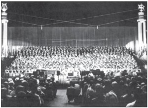 The II Song Festival of the U.S. and Canada was held at the Chicago Amphitheatre in 1961.