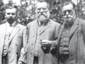 Martynas Yčas (a lawyer, politician, editor, and activist from Lithuania) and Dr. Jonas Basanavičius (signer of the Lithuanian Act of Independence) visit with Dr. Šliūpas at his home in America, 1913.