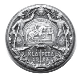 Medal by renowned Lithuanian sculptor and medalist Petras Rimša struck in 1927 to commemorate the regaining of Klaipėda. It shows a Lithuanian girl welcoming a warrior