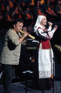 Two soloists from Lithuania brought their artistry to the song festival. Shown here, singer Rasa Serra and musician Saulius Petreikis perform a Lithuanian folk song "Vaikštinėjo Tėvulis" ("My Dear Dad Was Walking")(Photo by J. Kuprys)