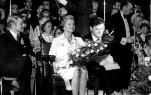 Opening of the Fifth Lithuanian Folk Dance Festival in Chicago,1976. From left: Senator Charles Percy, First Lady Betty Ford and Valdas Adamkus.