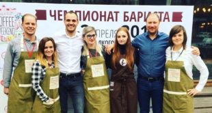 Mantas Šapoka (antras iš d.) kartu su savo įmonės komanda „Latte art” kavos čempionate.